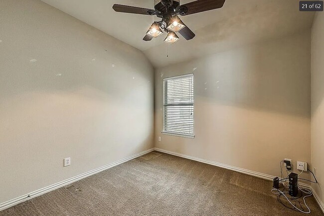 Building Photo - 2328 Wichita Tr