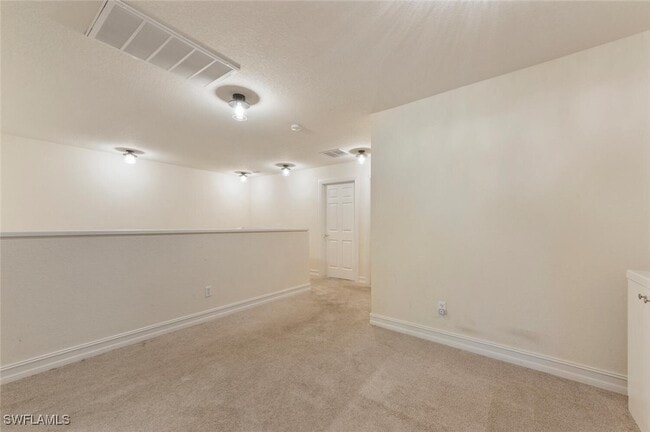 Building Photo - 9472 River Otter Dr