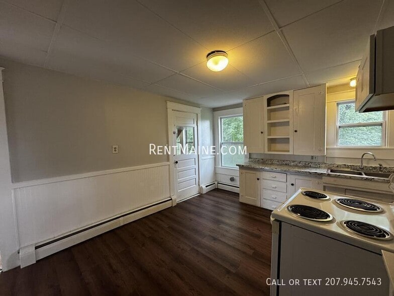 Building Photo - 29 Bellevue St