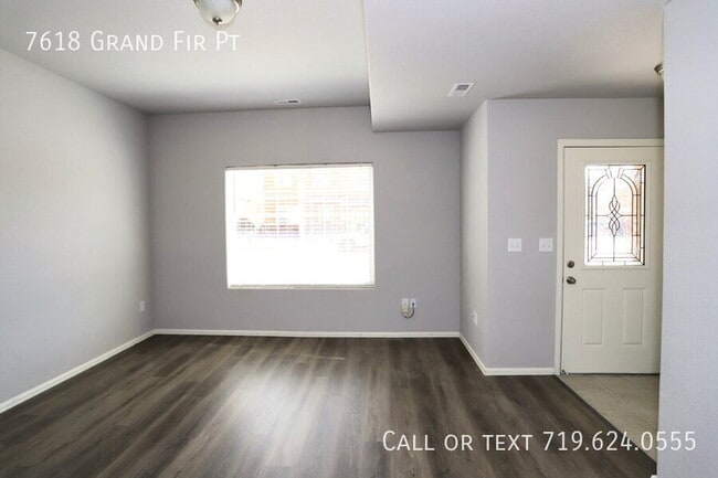 Building Photo - 7618 Grand Fir Point