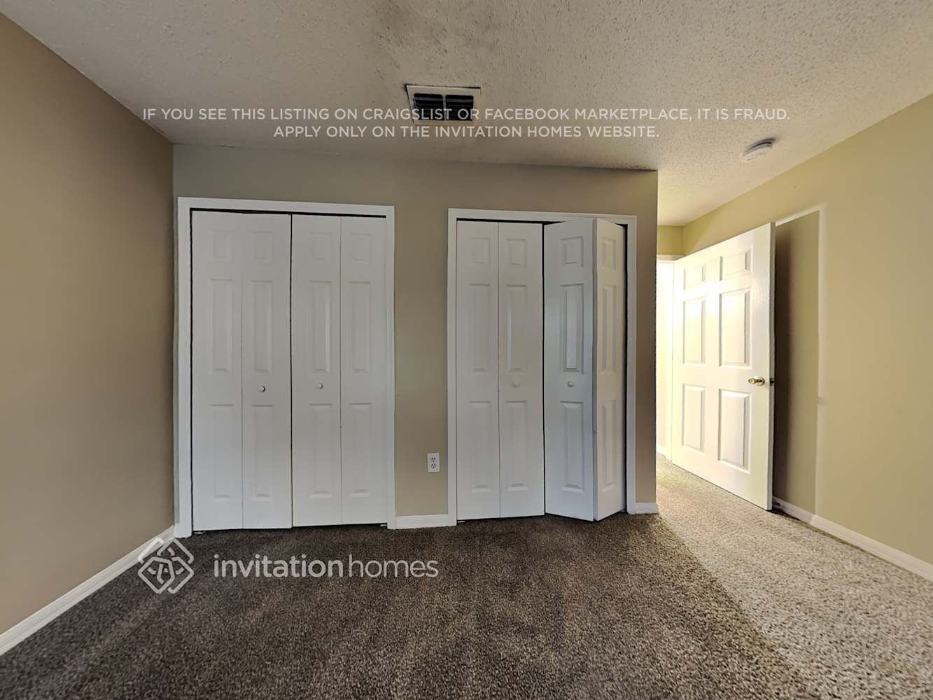 Building Photo - 2411 Cedarfield Ln