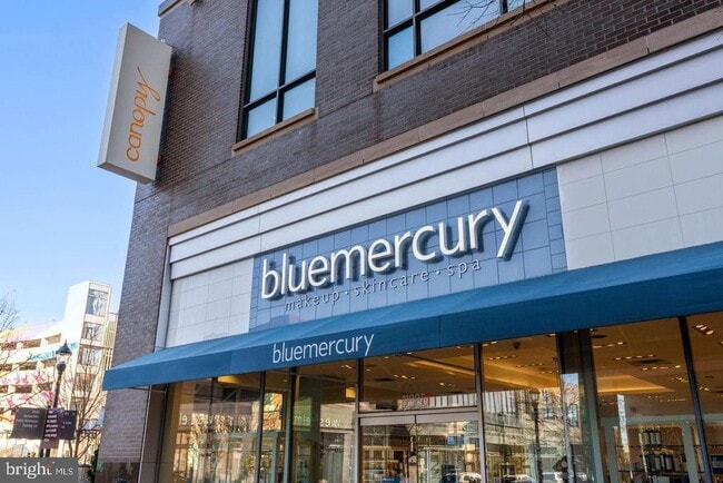 Building Photo - 930 Rose Ave