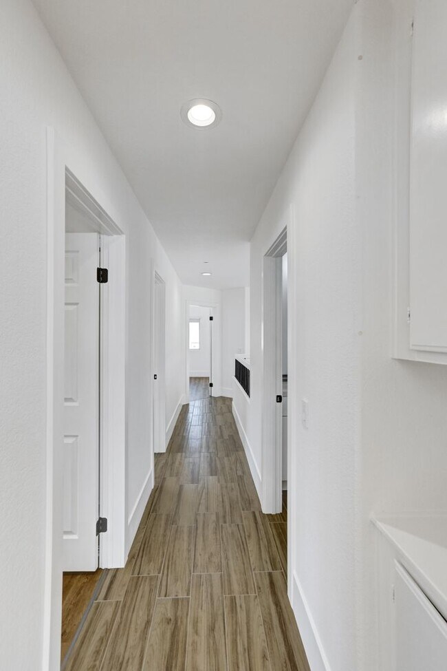 Building Photo - Beautiful 4-Bed, 2.5-Bath Home in Moreno Valley Ranch