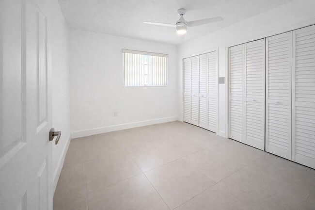 Building Photo - 2150 SW 72nd Ave