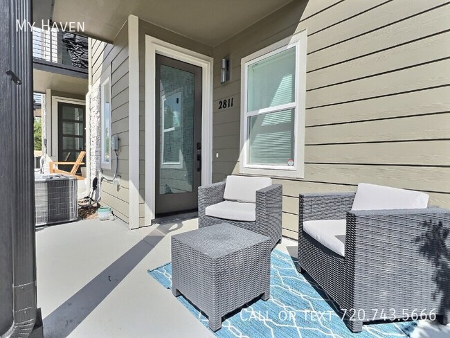 Building Photo - Beautiful and Spacious New Townhome in Nor...