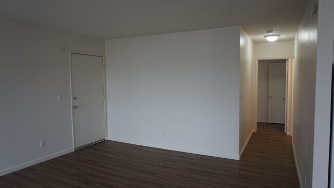 Building Photo - 1 bed, 1 bath