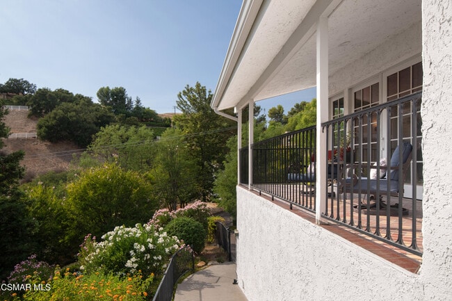 Building Photo - 28329 Foothill Dr