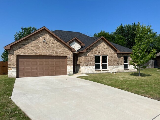 Building Photo - Lovely home for rent in Ennis, TX!