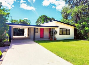 Building Photo - 6134 Buchanan St