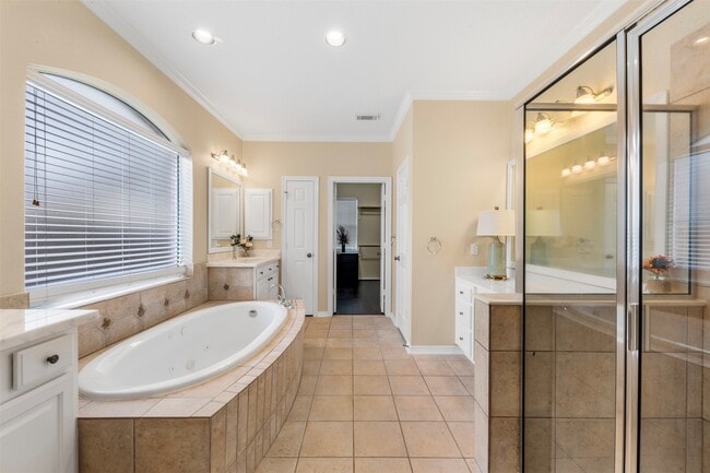 Building Photo - 3902 Lakeridge Canyon Dr