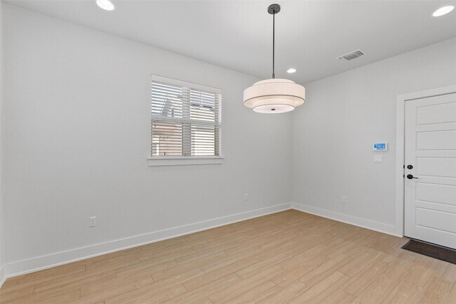 Building Photo - 8707 Alderman Dr.