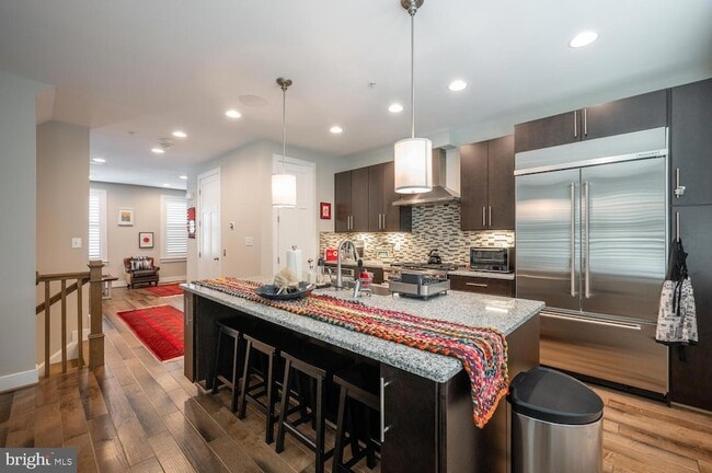 Building Photo - 1126 N Stuart St