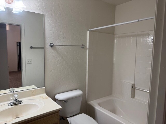 Building Photo - 1371 Loren Dr