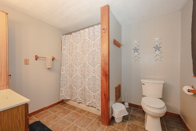 Building Photo - 40 Chemung Rd