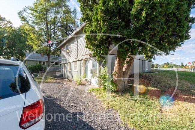 Building Photo - Cozy Home Close to WWU