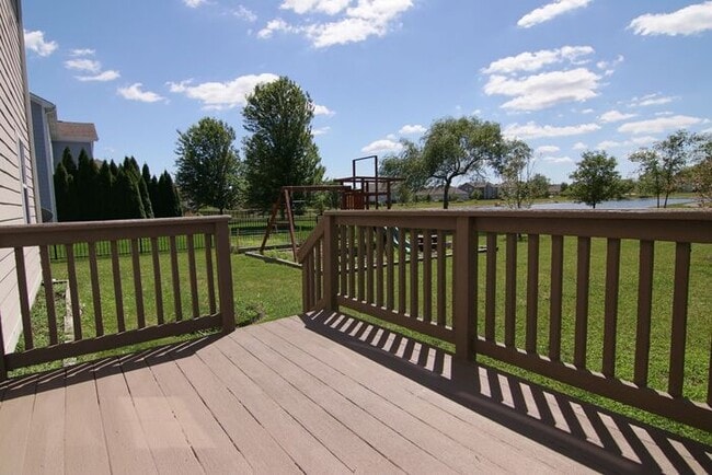 Building Photo - This One's Got It All - Stunning 4 Bedroom Home in Carmel Clay Schools!