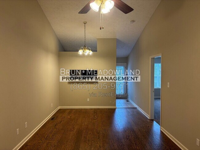 Building Photo - 820 Calypso Way