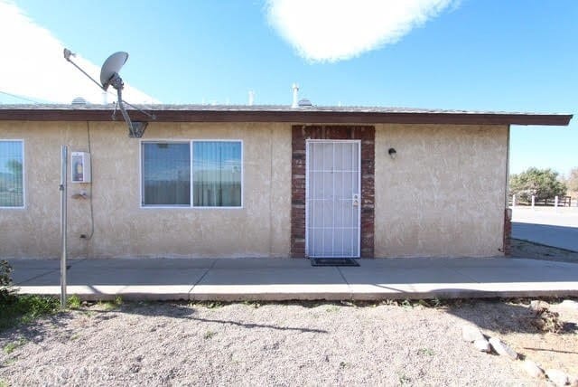 Building Photo - 16315 Juniper St