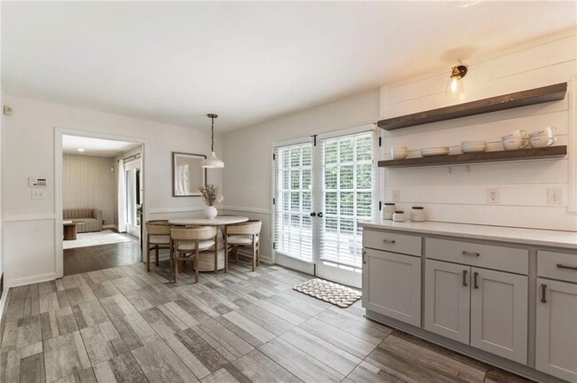 Building Photo - 4243 McClatchey Cir NE