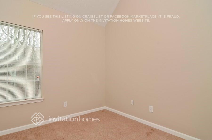 Building Photo - 1150 St Phillips Ct