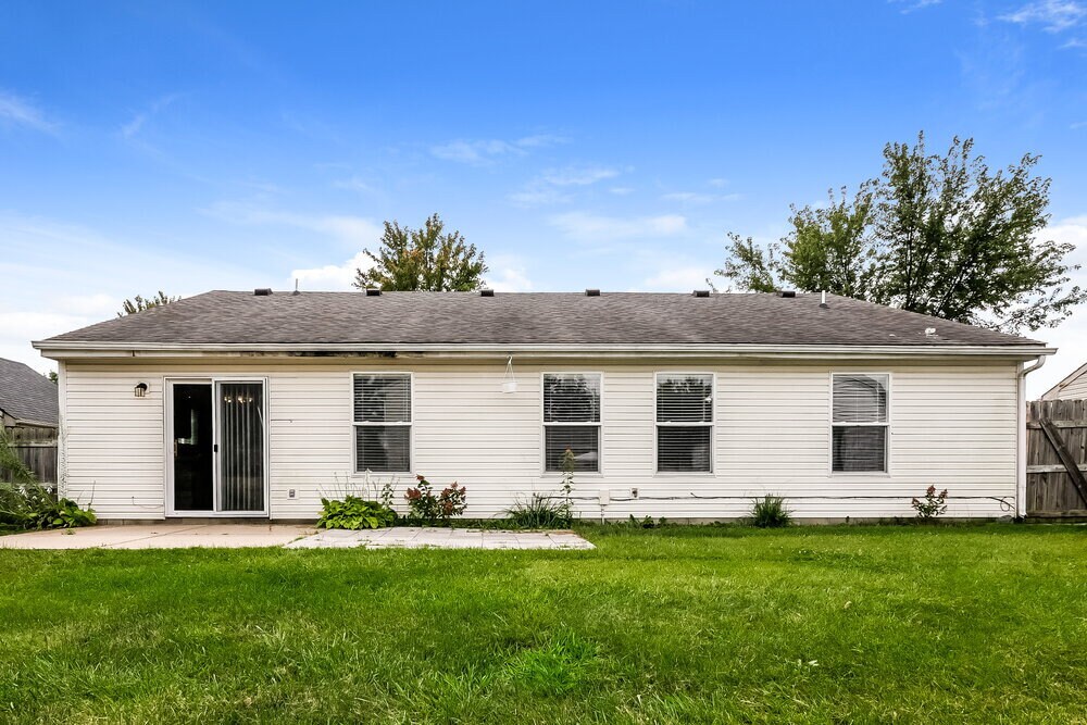 Building Photo - 10708 Tanbark Dr
