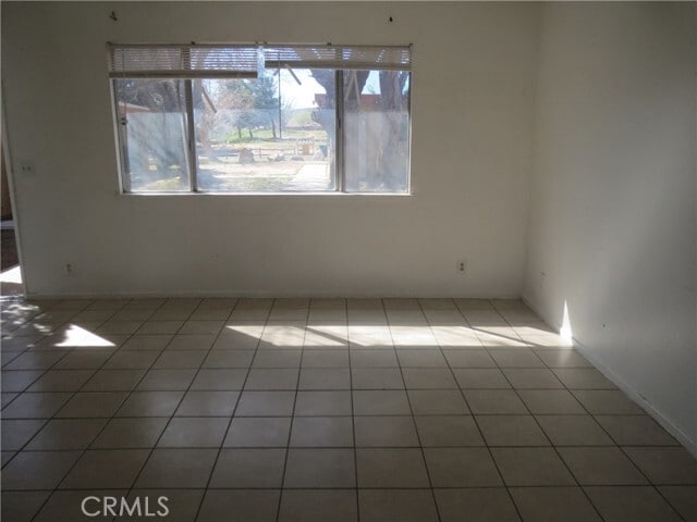 Building Photo - 20316 Rimrock Rd E