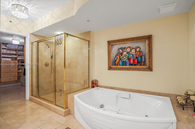 Building Photo - 19111 Collins Ave