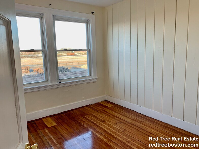 Building Photo - 20 Wadsworth St