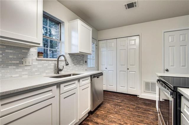 Building Photo - 35 Abbey Rd