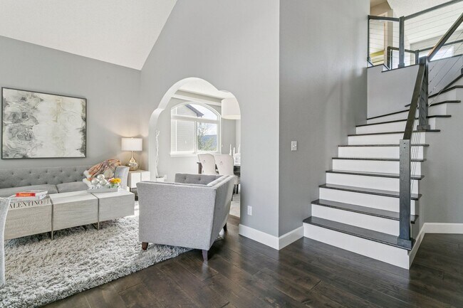 Building Photo - 15510 Jessie Dr