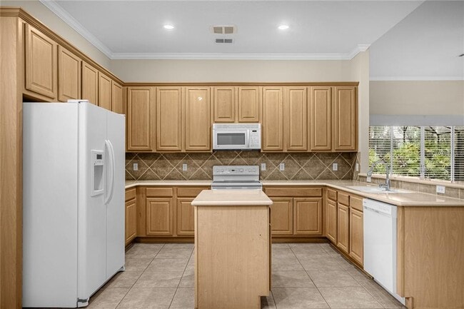 Building Photo - 10674 Woodchase Cir