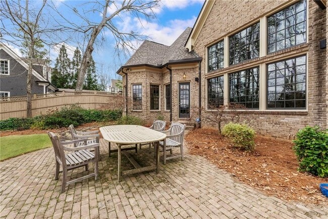 Building Photo - 927 Buckingham Cir NW