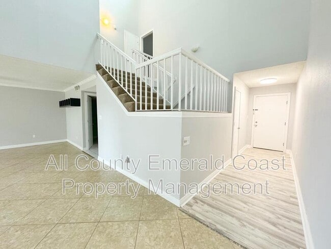 Building Photo - 930 Gulf Shore Dr