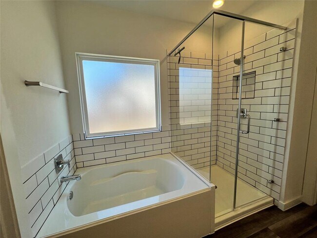 Building Photo - 14024 Vly Crk Ct