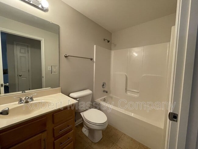 Building Photo - 346 S Dorsey Ln