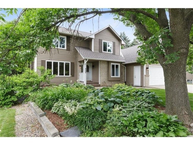 Primary Photo - 7140 Willow View Cove