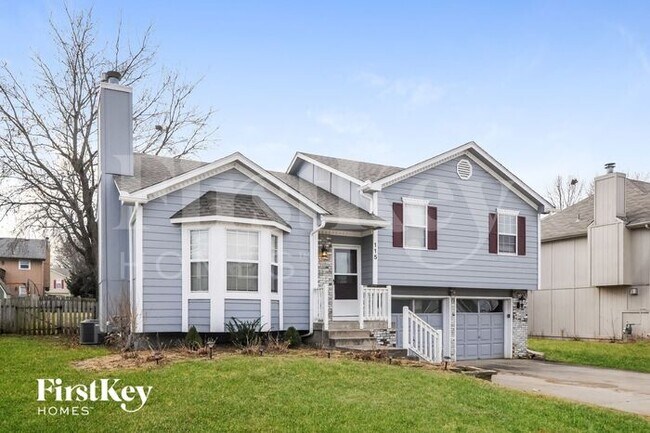 Building Photo - 115 W Sierra Dr