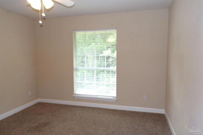 Building Photo - 3569 S Hampton Way