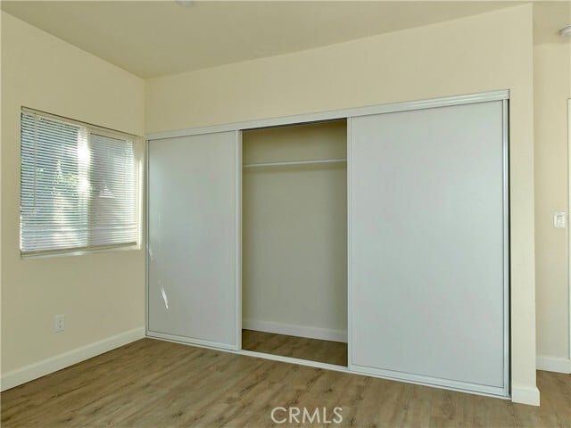 Building Photo - 960 E Columbia Ave