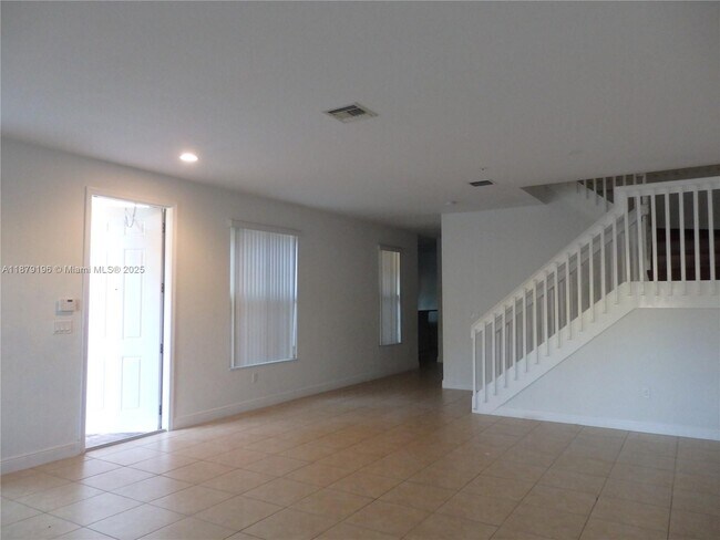 Building Photo - 1312 SW 147th Ave