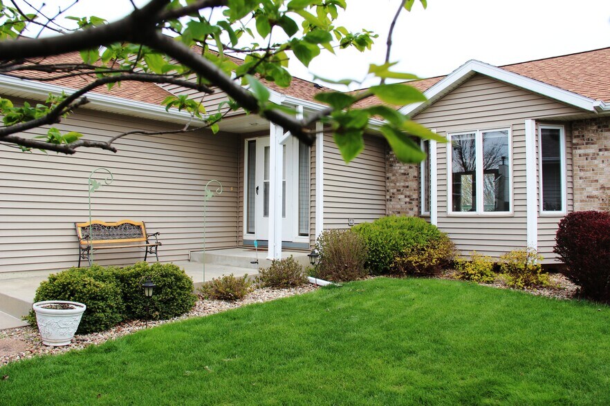 Building Photo - 4333 10th St NW