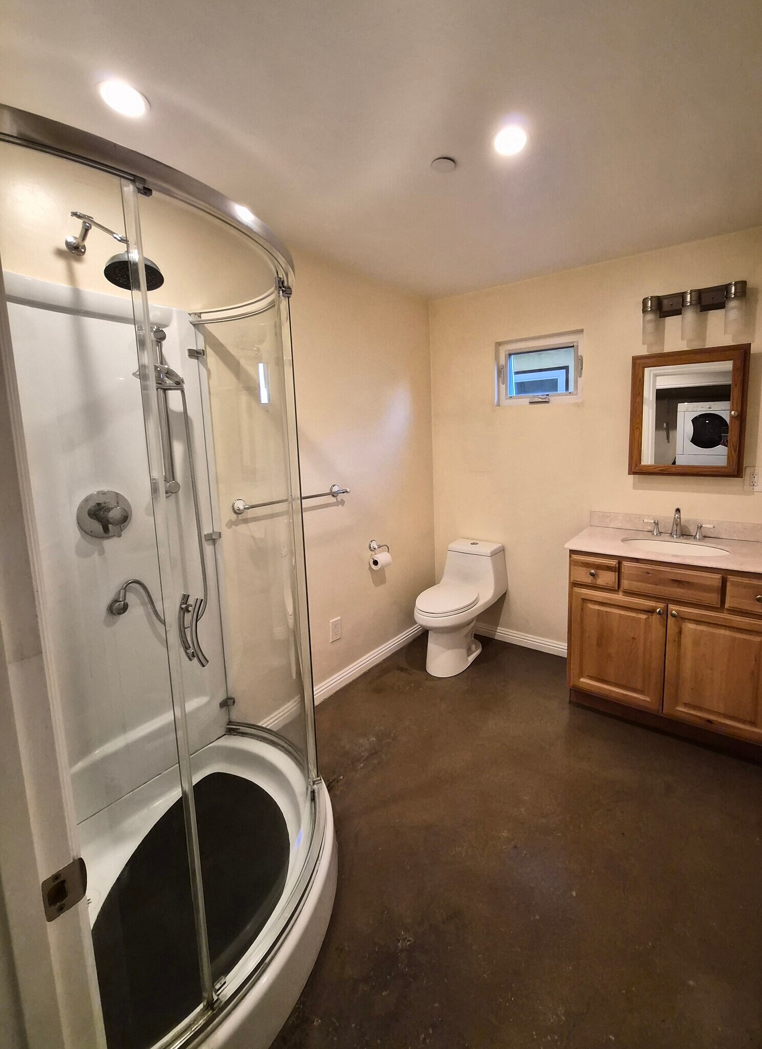 Building Photo - 3 Gonzales St