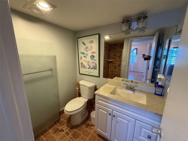 Building Photo - 3575 Brokenwoods Dr