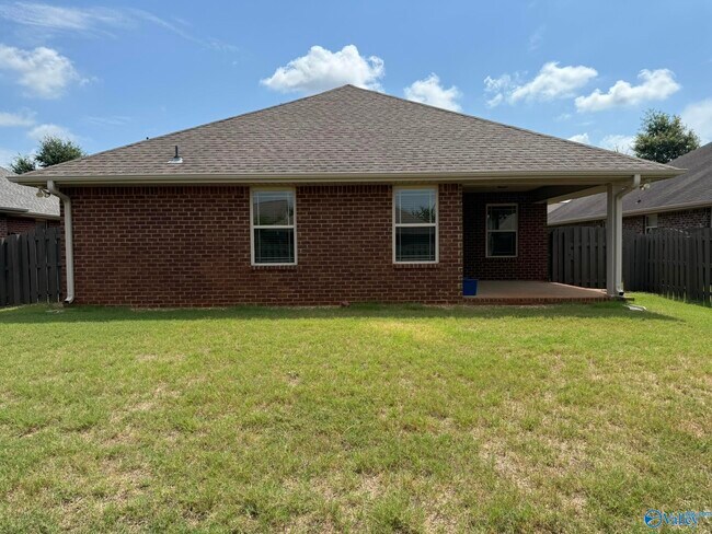 Building Photo - 612 Durbin Ln SW