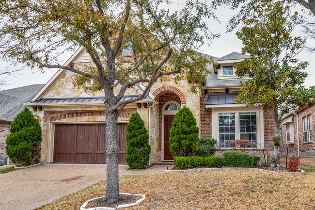 Building Photo - 10829 Dixon Branch Dr