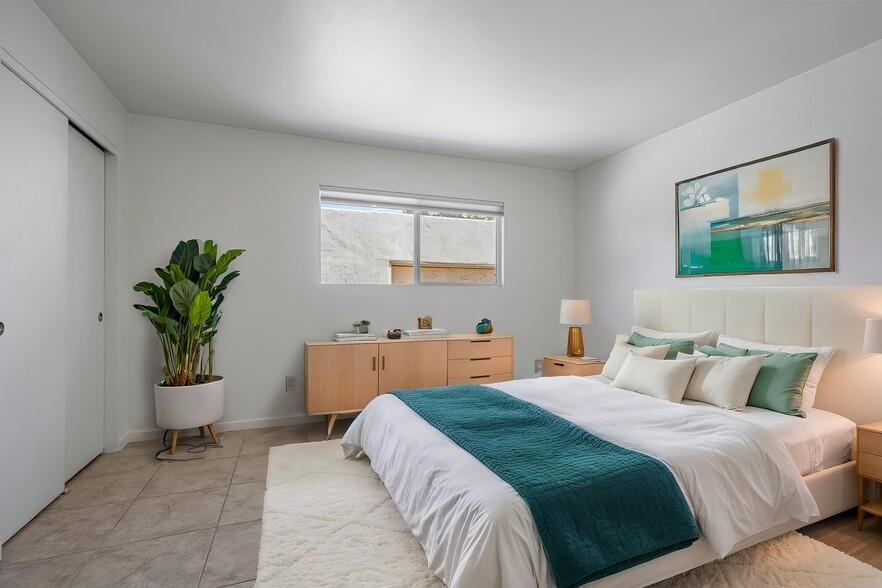 Building Photo - 1529 E Glenn St