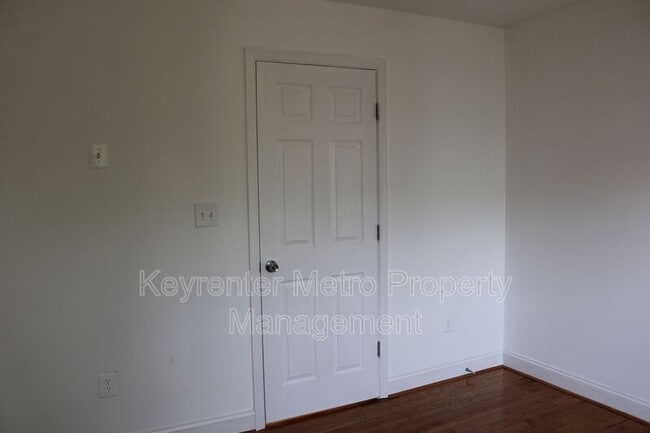 Building Photo - 13800 Fareham Ln