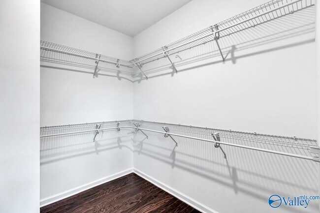Building Photo - 8023 Bellows Br SW