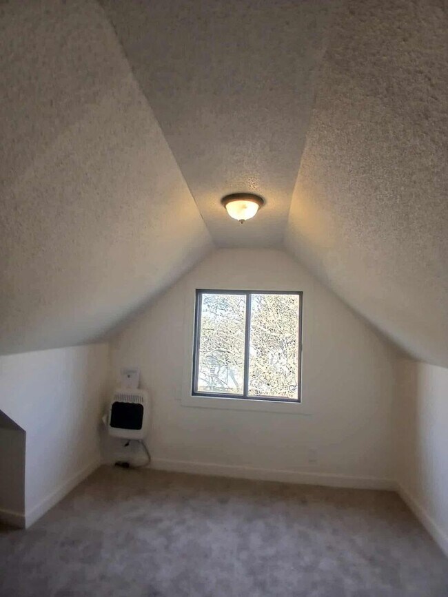 Building Photo - 901 Virginia St