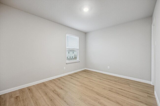 Building Photo - 3971 Turtle Creek